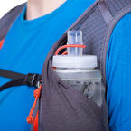 ME-006168_Tupilak_14_Vest_Pack_ME-01415_Magma_Front_Pocket-4351