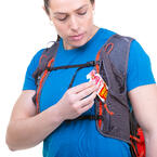 ME-006168_Tupilak_14_Vest_Pack_ME-01415_Magma_Gel-4359