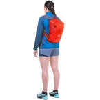 ME-006168_Tupilak_14_Vest_Pack_ME-01415_Magma_Back-4341