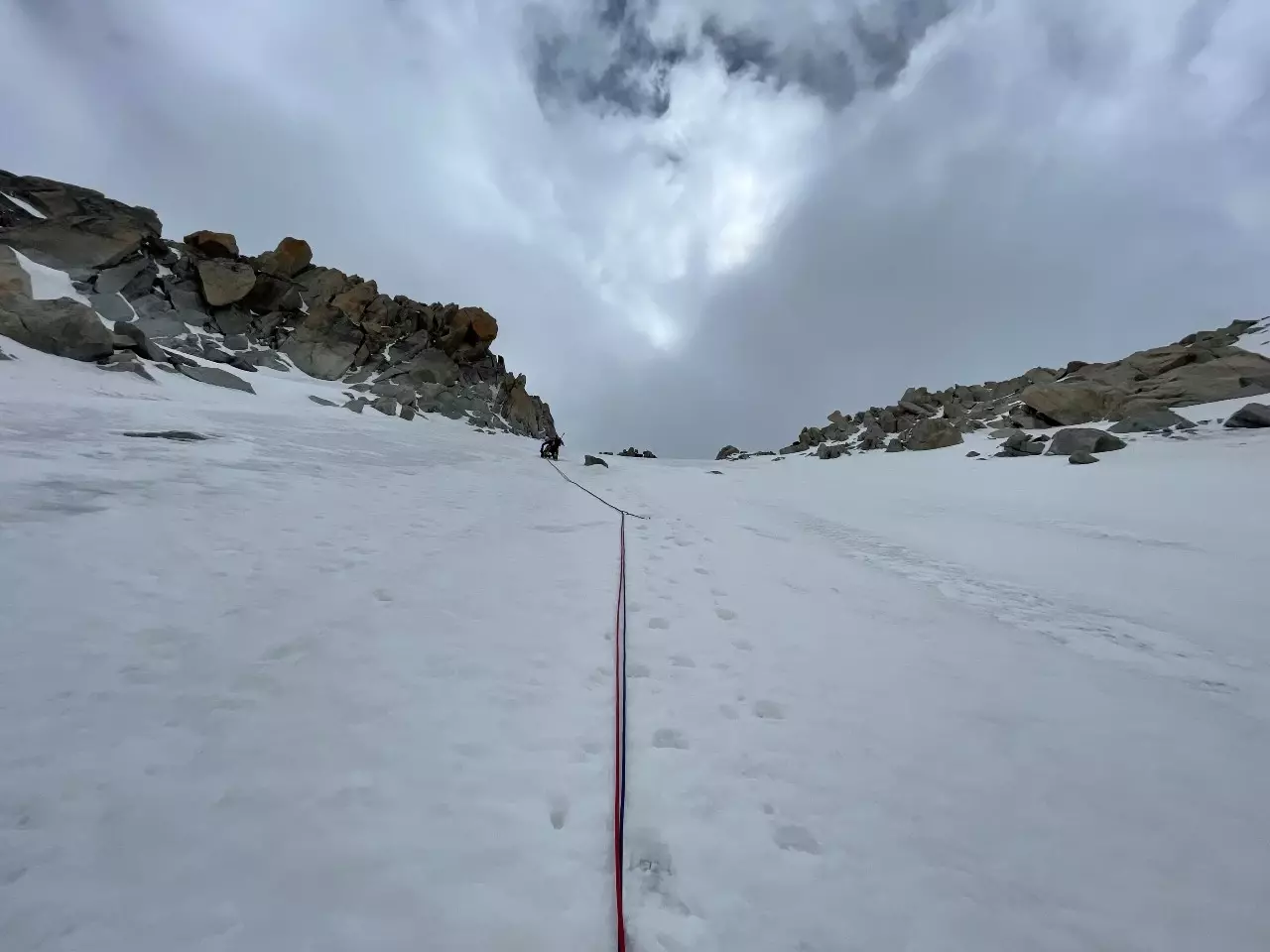 Horní nekonečné sněhové pole.