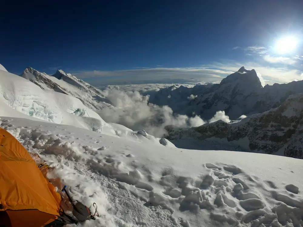 Sedemtisícovky Talung a Jannu zo 4. tábora