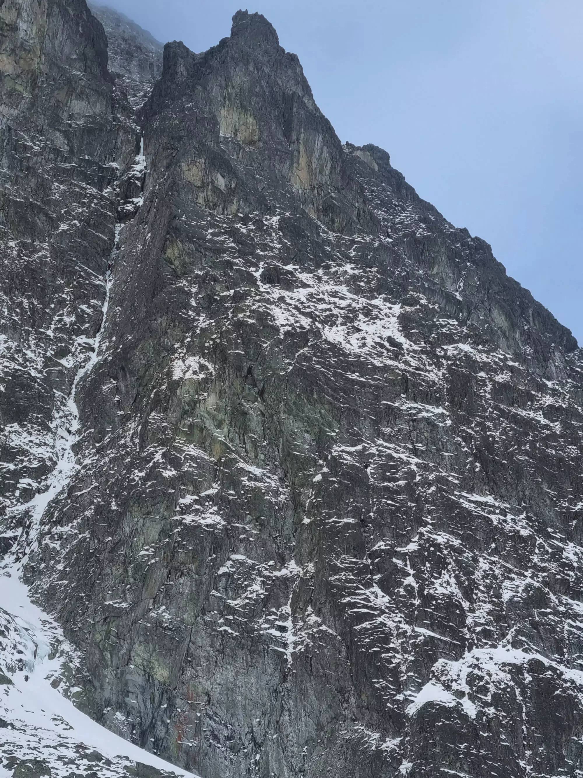 Bocekova veža - severná stena Malého Kežmarského štítu - Martin a Katka v tretej dĺžke