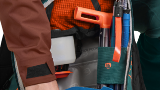 49200-60801-AVABAG_LITRIC_FREERIDE_16_S_pacific_green-D-02