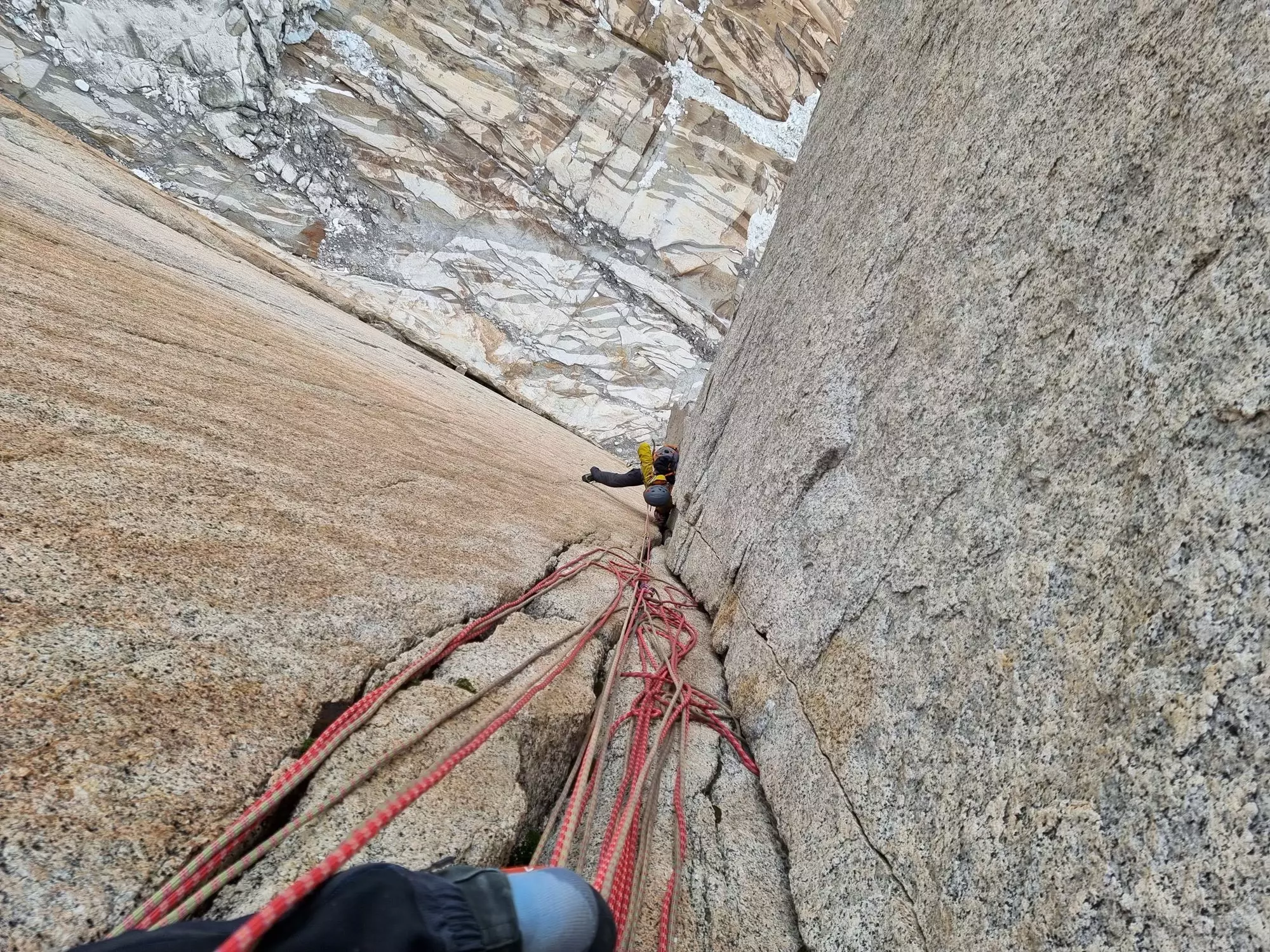 250 m dlhý kút v ceste "Frader Pisafe"