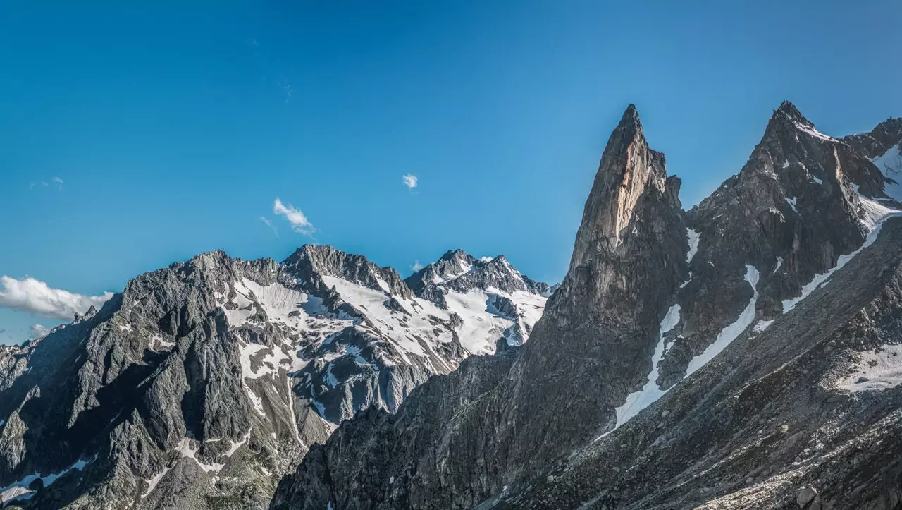 Výrazná špice Petit Clocher du Portalet. Autor fotografie: Šimon Janošec