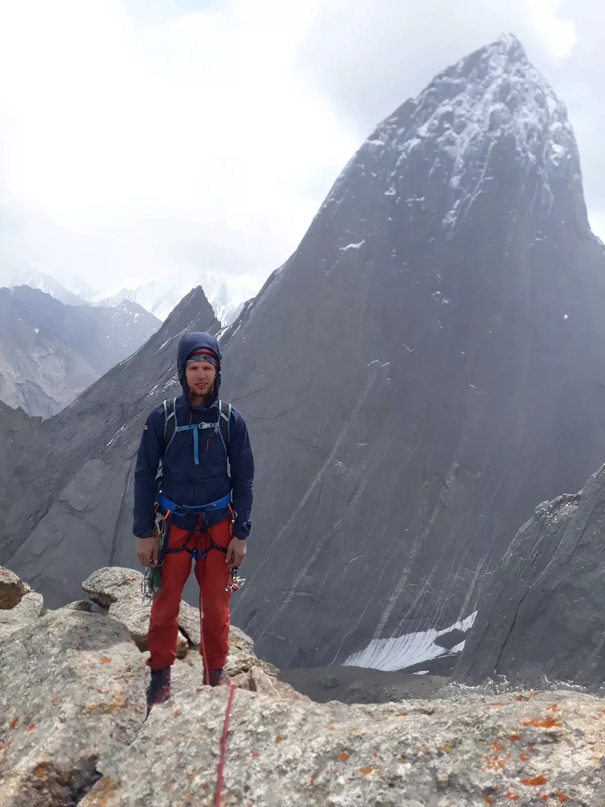 Já a nekompromisní Pik 4810