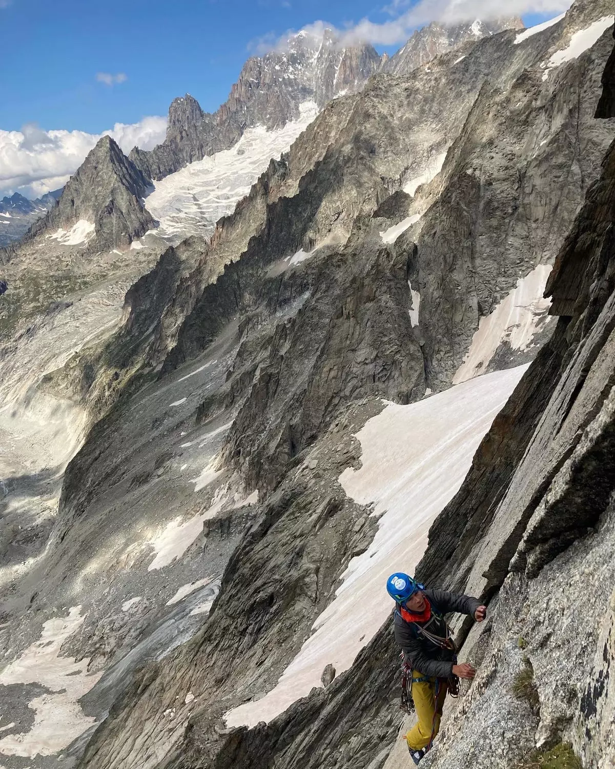 6C26D549-A6B8-4F00-81AA-C032C6868BE5