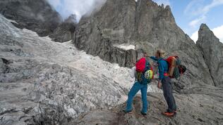 SilvanMetz_2021_Ratti-Noire-ME08-21-0297 - Large