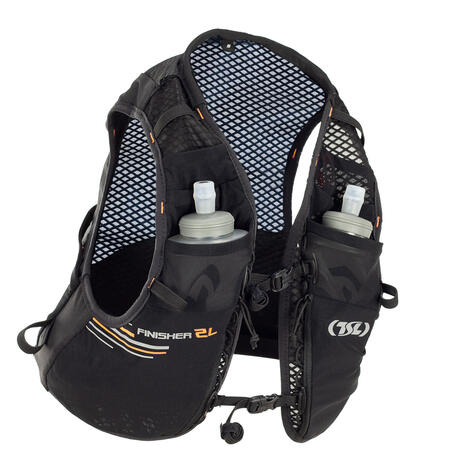 Finisher 2L Front with bottles