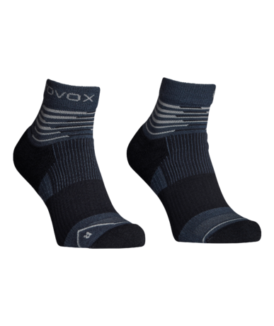 54770-90201-ALL_MOUNTAIN_QUARTER_SOCKS_W_black_raven-B-01