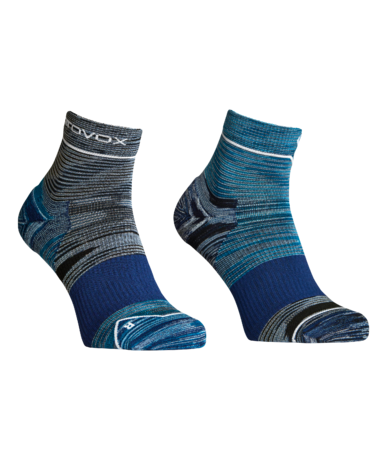 54881-54501-ALPINE_QUARTER_SOCKS_M_blue_nunatak-B-01