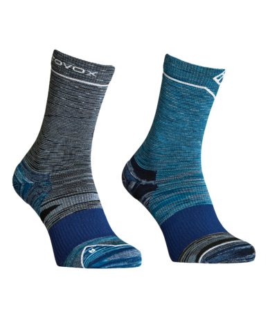 54882-54501-ALPINE-MID-SOCKS-M_blue_nunatak-B-01