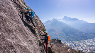 27_G.Dell'Orto-S.Saini_Chiavenna_Italy-photo_by_K.Dell'orto-Climbing_Technology_HD_1