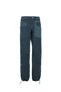 w24-utr002-blat1vs-front-whale