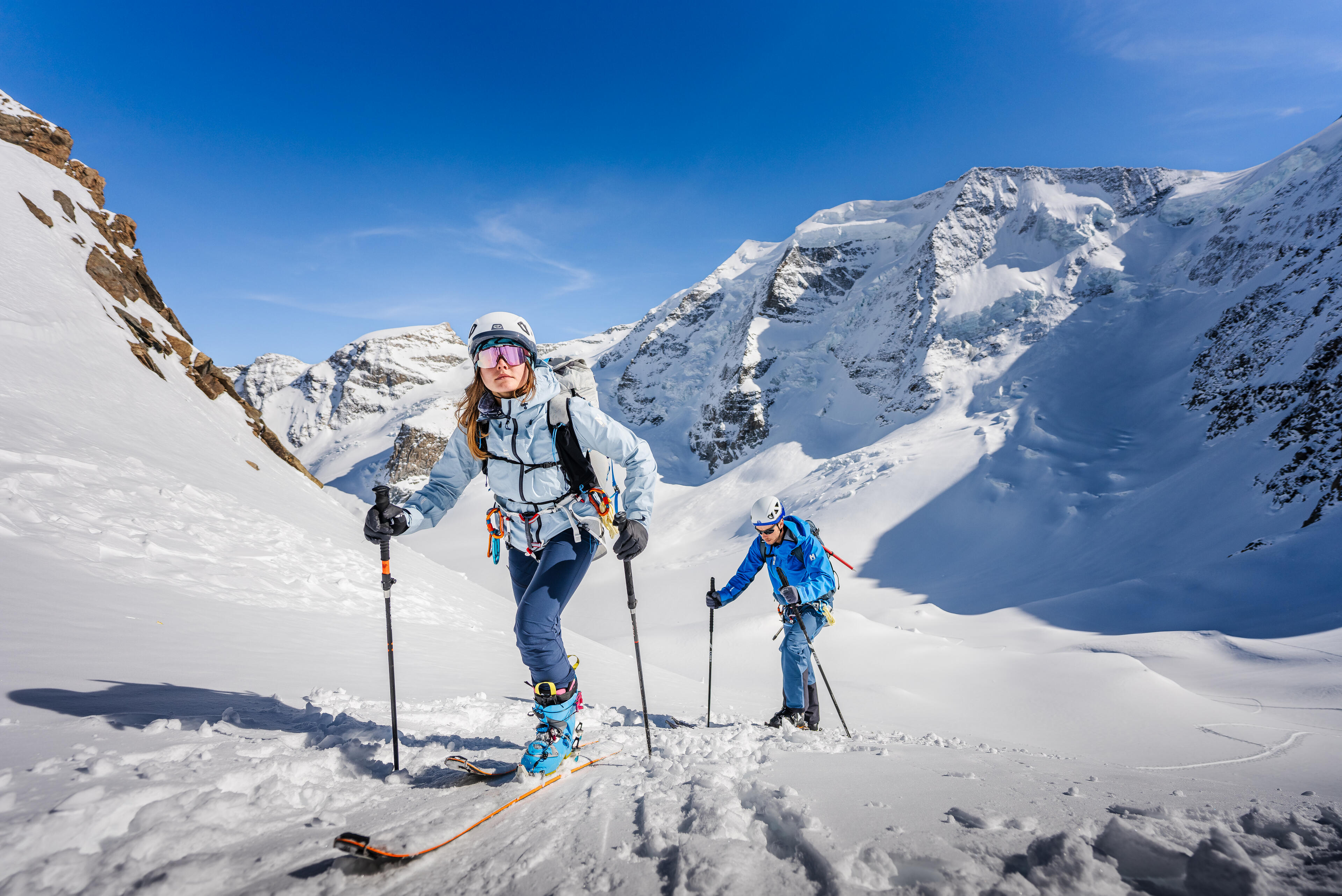 05_E.DallaBrida-L.Mazzola_Morteratsch- glacier_Switzerland-photo_by_K.Dell'orto-Climbing_Technology_HD_SS25_BG.jpg