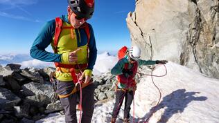 HamishFrost_2024_DSC00006 - Large_SS25.jpg