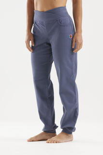 w22-dtr010-olivia-02