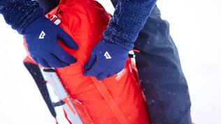 HamishFrost_2025_DSC00273 - Large_MUGI GLOVE