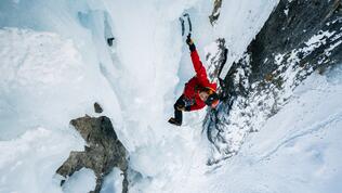 SilvanMetz_2025_ME__SilvanMetz_Iceclimbing_Pinnistal_25-52 - Large