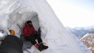 North Face of Chang Himal - Large_REDLINE MITT