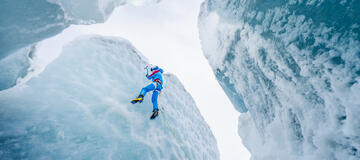 31_L.Mazzola-E.Montorsi_Morteratsch-glacier_Switzerland-photo_by_K.Dell''orto-Climbing_Technology_MD