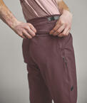 396455-70647-TRAD_PLUS_PANTS_W-D-06