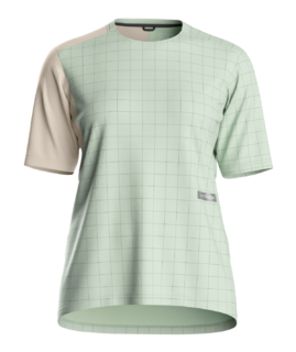 379541-88941-63401-SEQUENCE_TRAIL_JERSEY_TS_W_green_acid-B-01