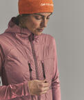 439030-61556-35401-VENET_SWISSWOOL_60_VEST_W-M-03